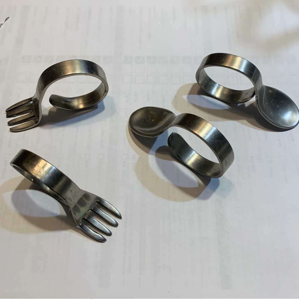 Spoon and fork napkin rings